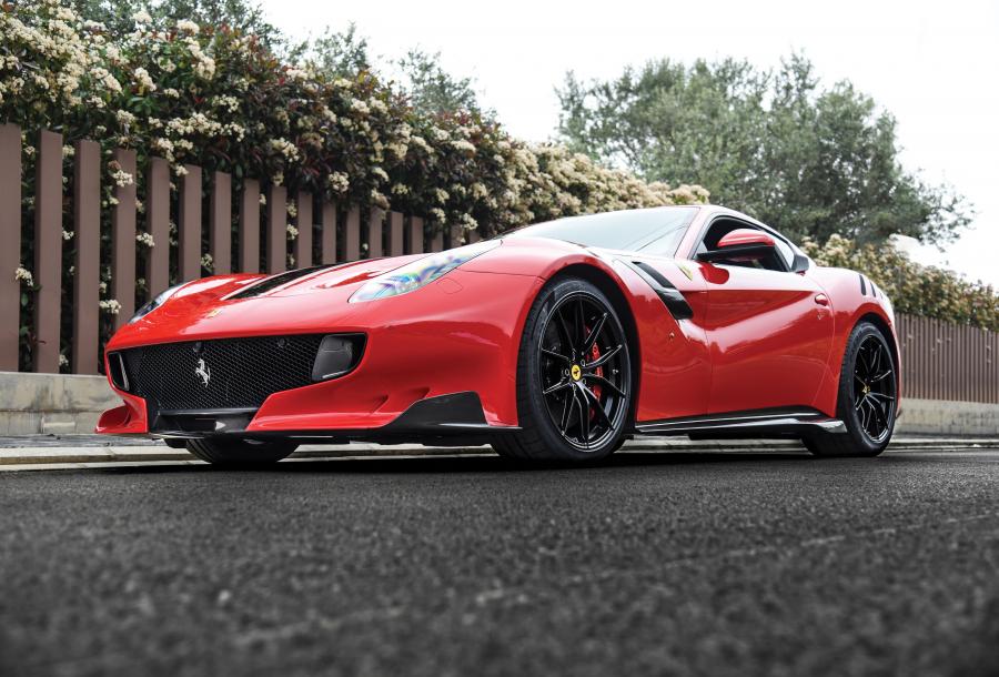  Ferrari F12tdf Tailor Made 2017 года  (фото 24 из 42)